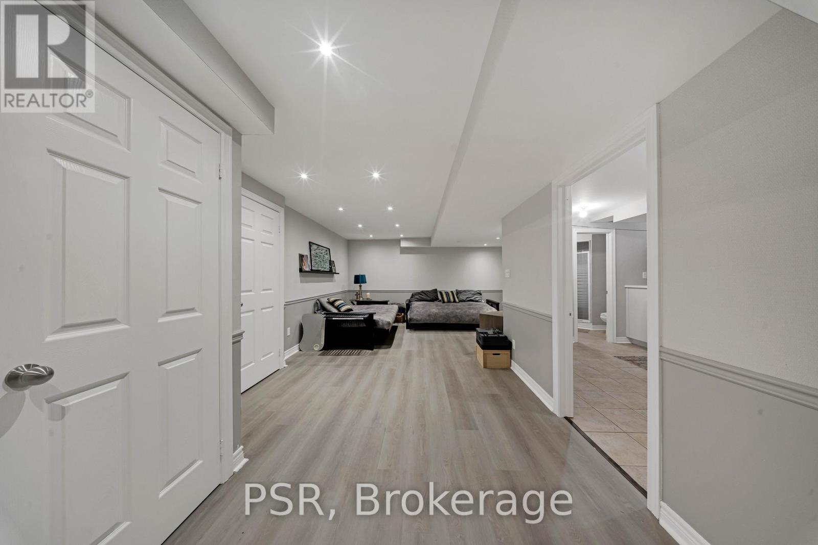 108 Villandry Crescent, Vaughan (Maple), Ontario  L6A 2X3 - Photo 34 - N12169229