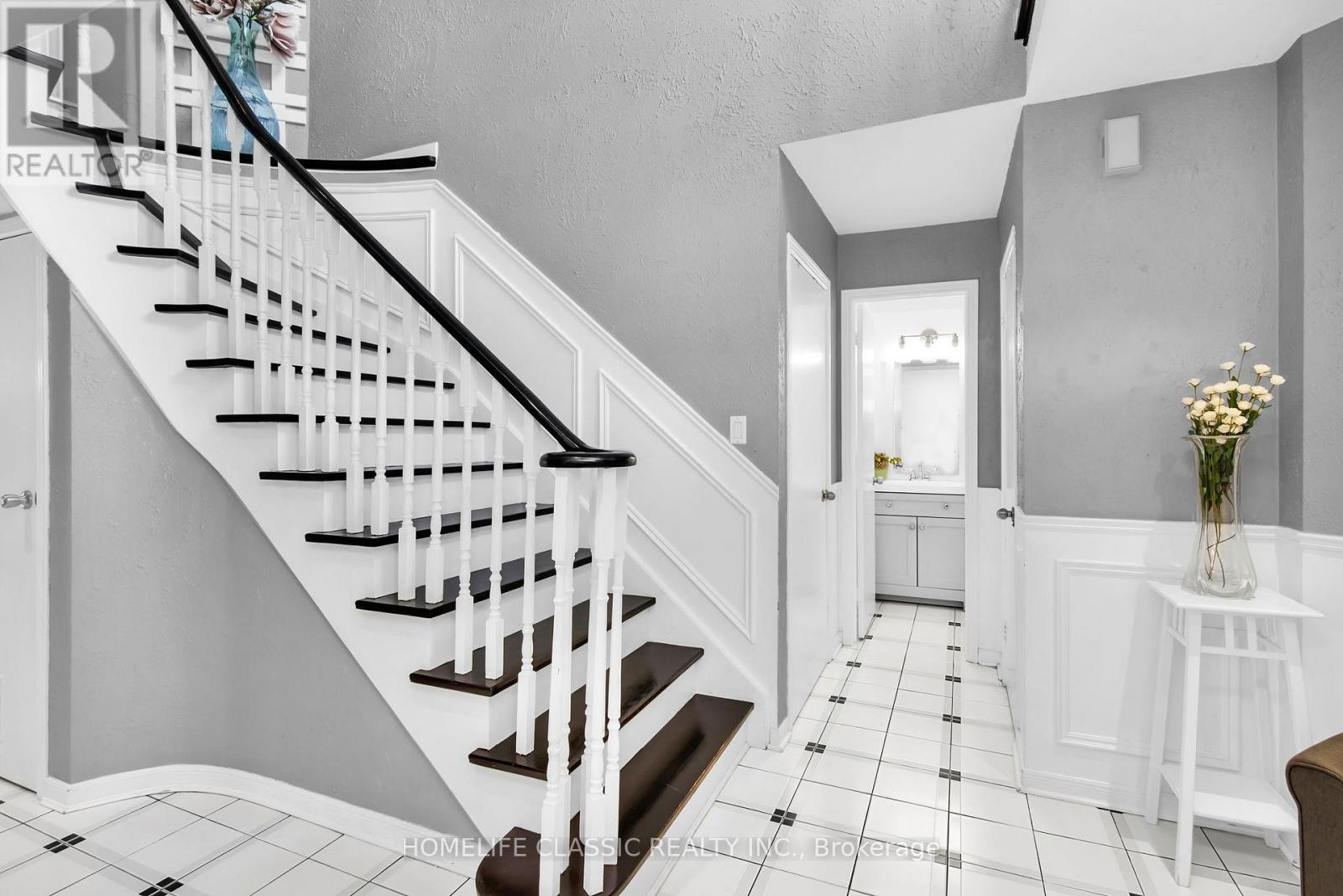 Property at 72 GAYLA STREET image 5