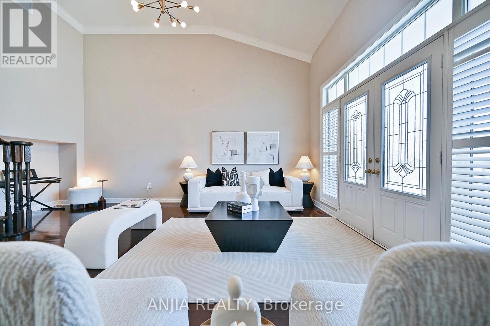 42 Grayleaf Drive, Whitchurch-Stouffville (Stouffville), Ontario  L4A 1S8 - Photo 22 - N12169253
