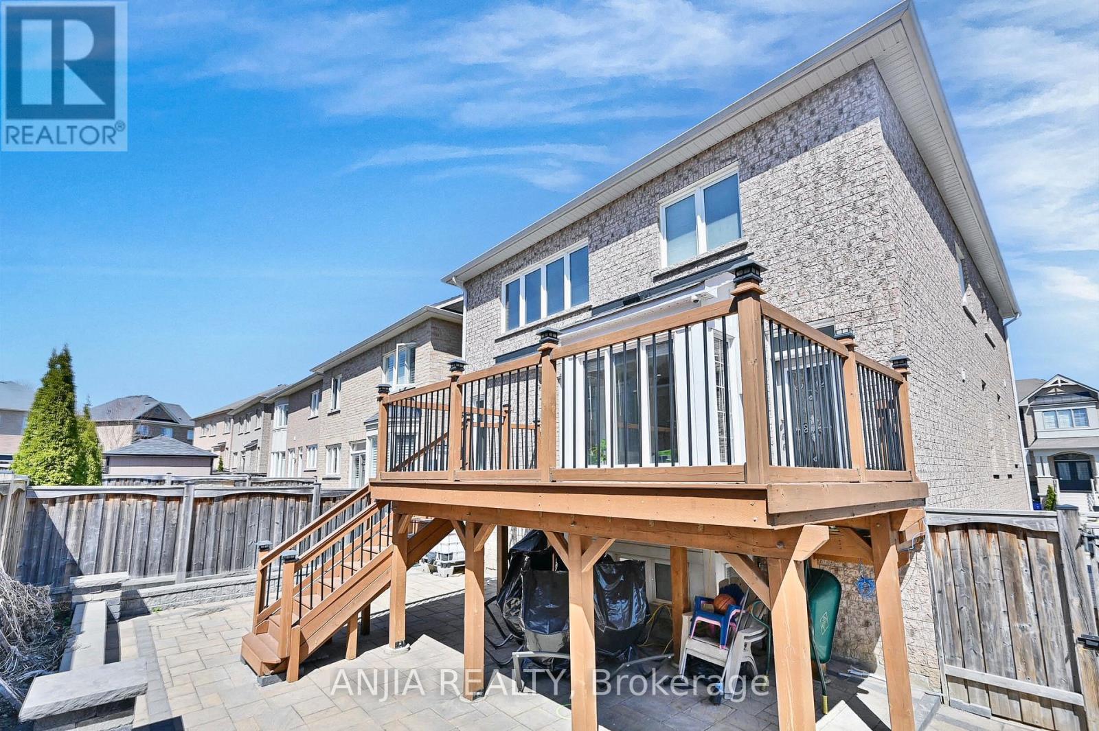 42 Grayleaf Drive, Whitchurch-Stouffville (Stouffville), Ontario  L4A 1S8 - Photo 49 - N12169253