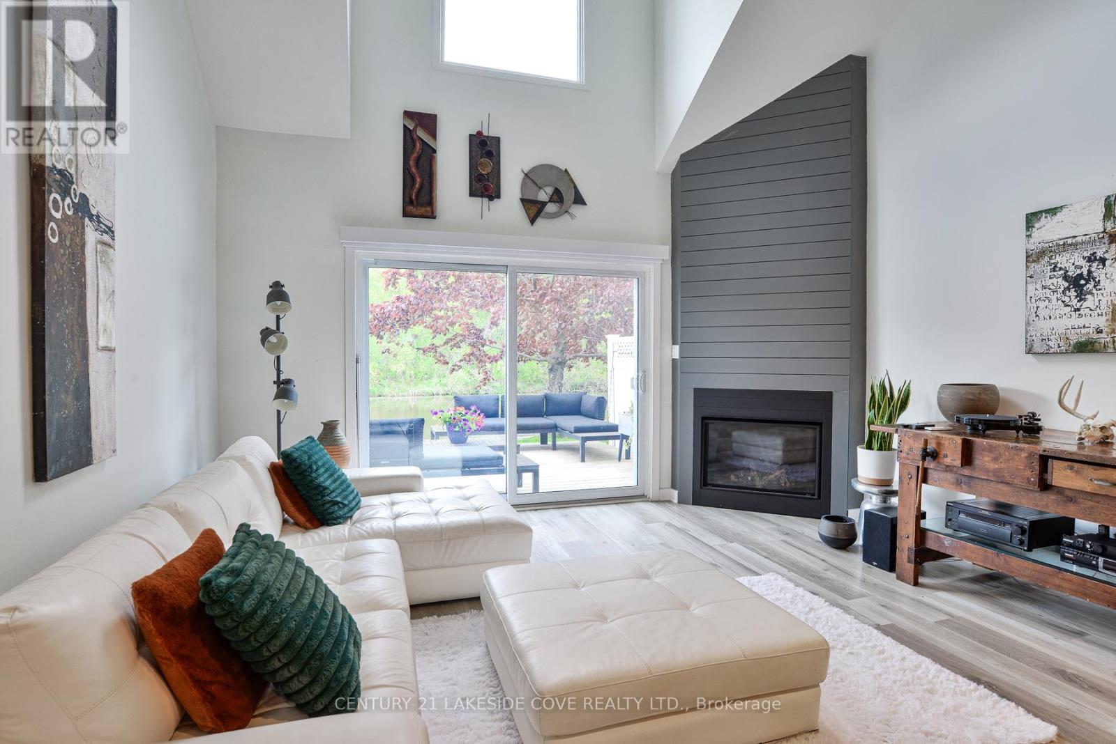 Unit 13 - 31 Laguna Parkway, Ramara (Brechin), Ontario  L0K 1B0 - Photo 8 - S12169139