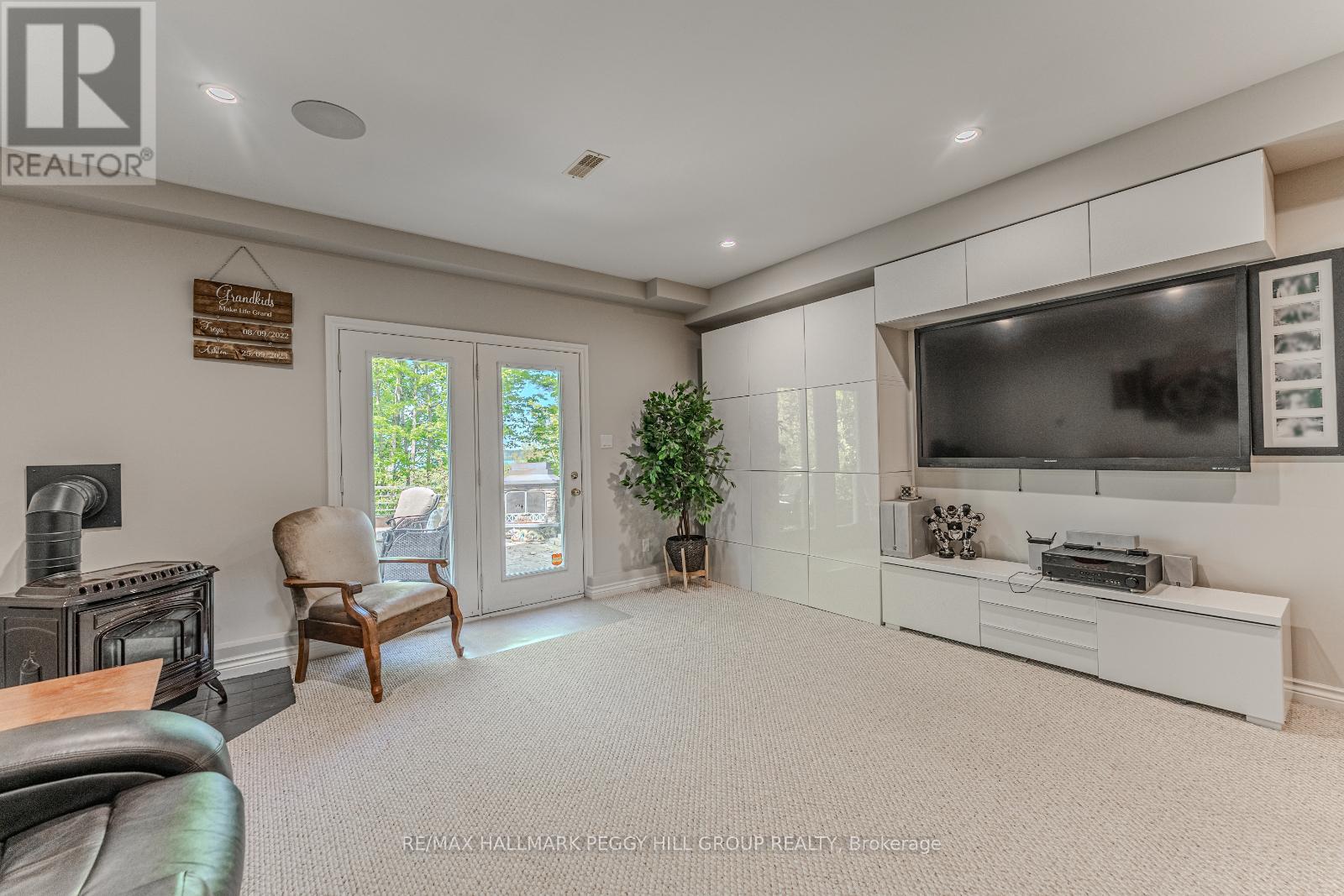 64 Woodcrest Road, Barrie, Ontario  L4N 2V5 - Photo 14 - S12169163