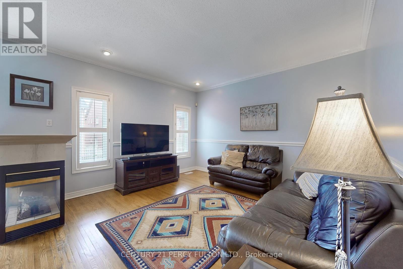 119 Elvira Crescent, Markham (Rouge Fairways), Ontario  L3S 3S7 - Photo 4 - N12169103