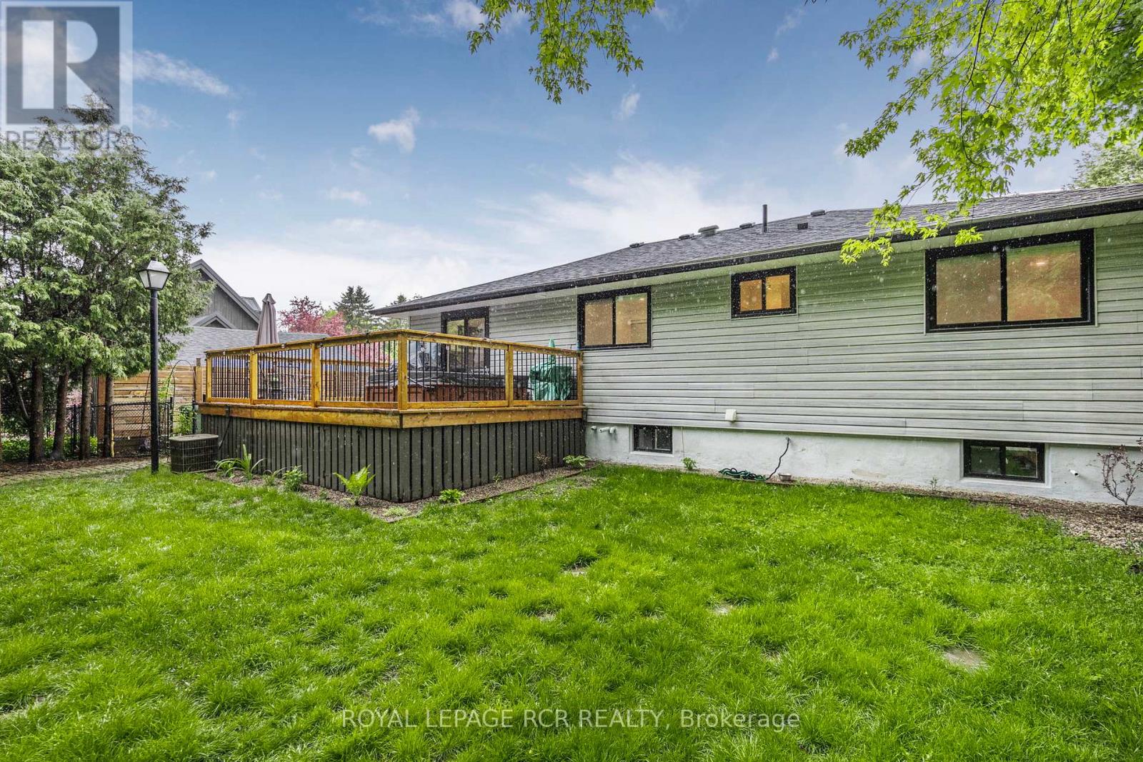 61 William Street E, Caledon, Ontario  L7K 1N7 - Photo 41 - W12168304