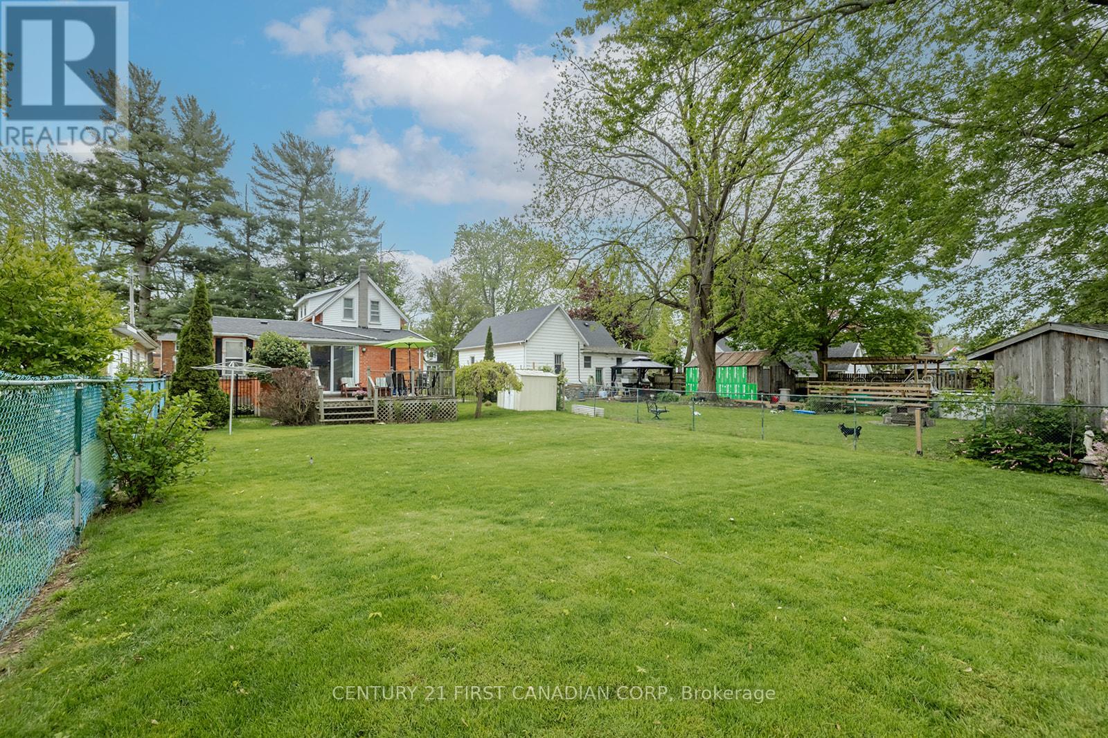 14 Jane Street, Chatham-Kent (Ridgetown), Ontario  N0P 2C0 - Photo 24 - X12168510