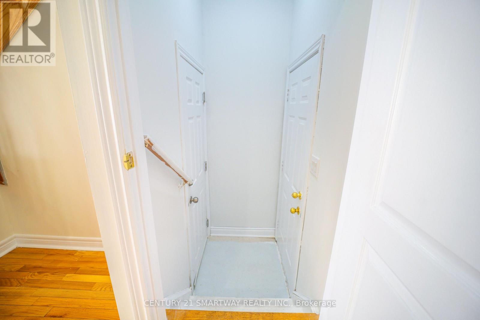 5 Rocky Point Crescent, Brampton, Ontario  L6V 4S8 - Photo 19 - W12085914