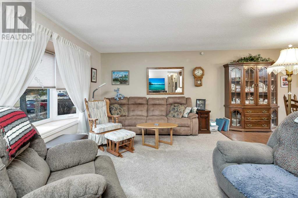 Property at 4 Brookes Crescent image 5