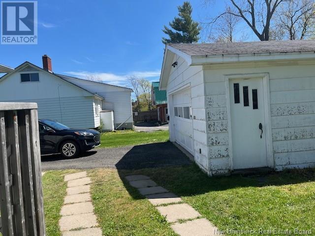 416 Montgomery Street, Fredericton, New Brunswick  E3B 2X5 - Photo 32 - NB118481