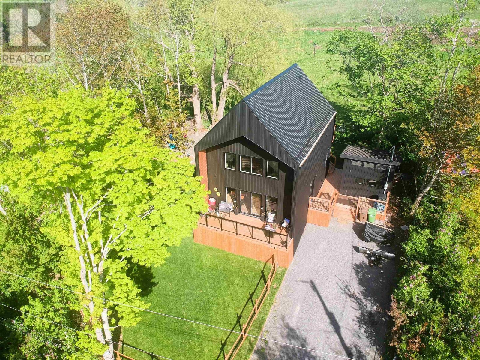 28 Chip Hill Road, Avondale, Nova Scotia  B0N 2A0 - Photo 1 - 202512073