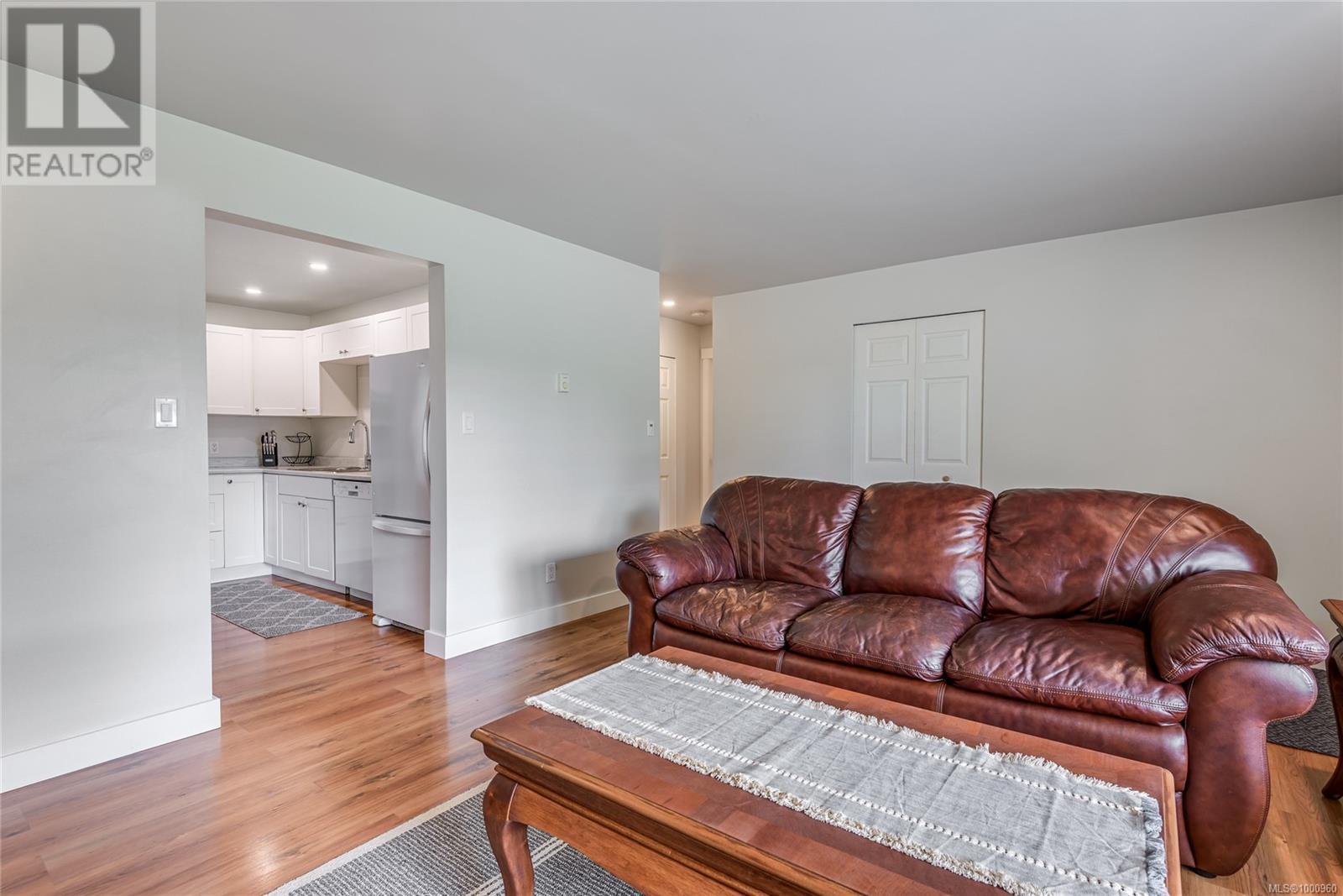 Property at 164 Crawford Rd image 5