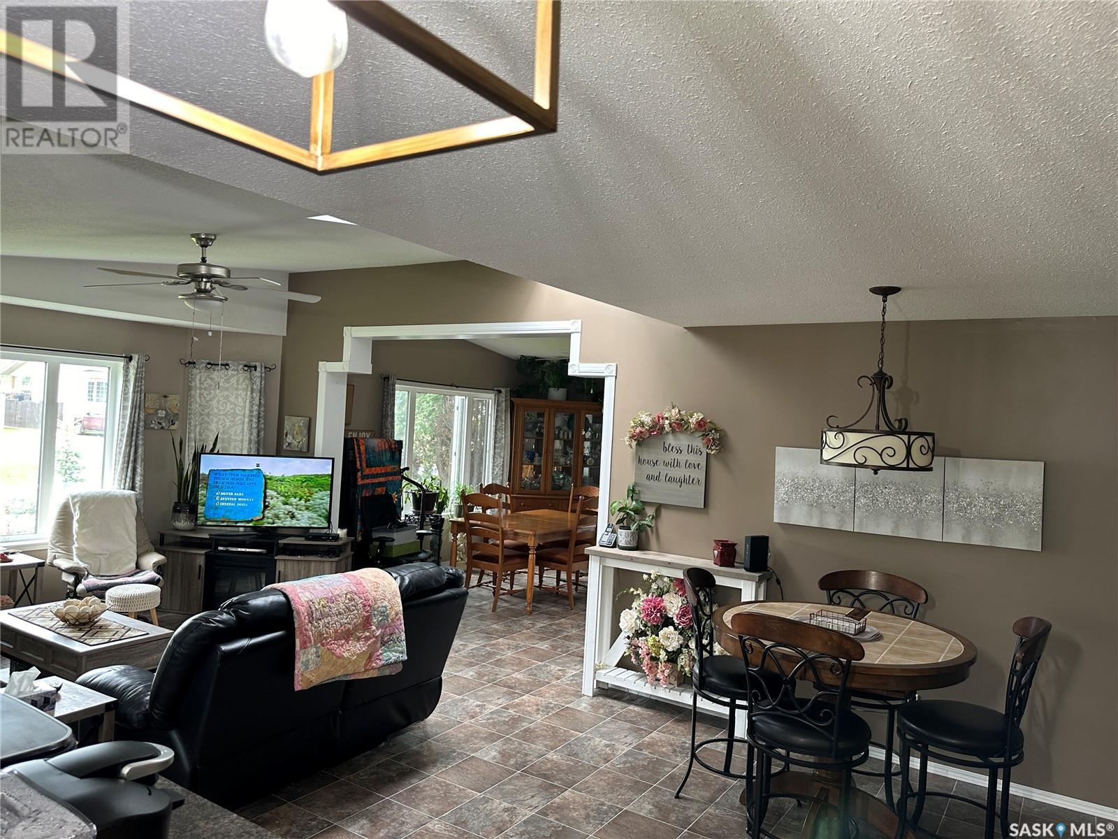 228 6th Avenue N, Big River, Saskatchewan  S0J 0E0 - Photo 13 - SK006778
