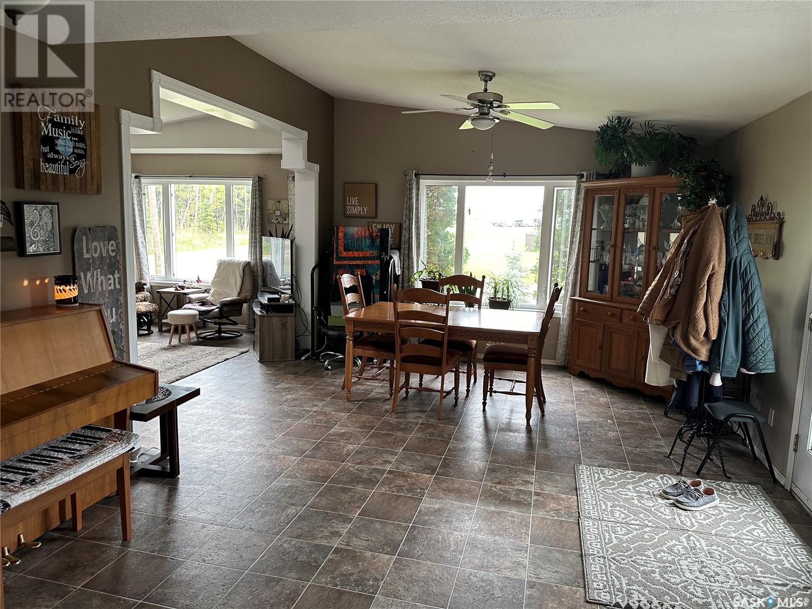 228 6th Avenue N, Big River, Saskatchewan  S0J 0E0 - Photo 17 - SK006778