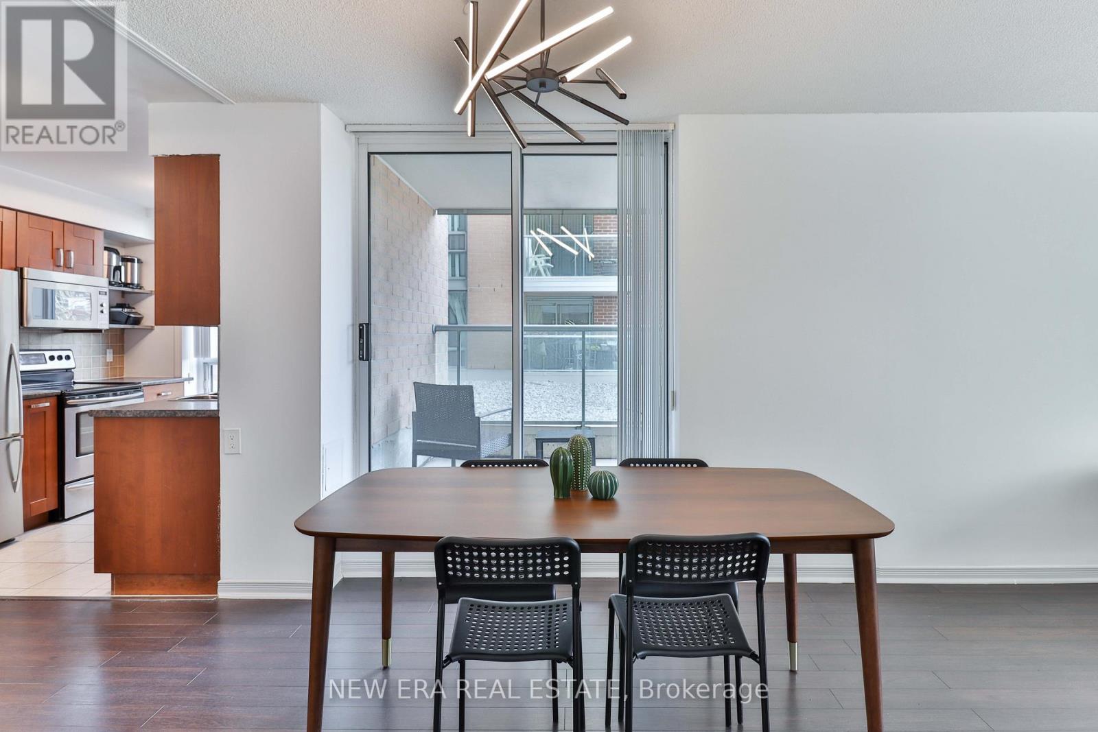 203 - 15 Michael Power Place, Toronto (Islington-City Centre West), Ontario  M9A 5G4 - Photo 20 - W12169078