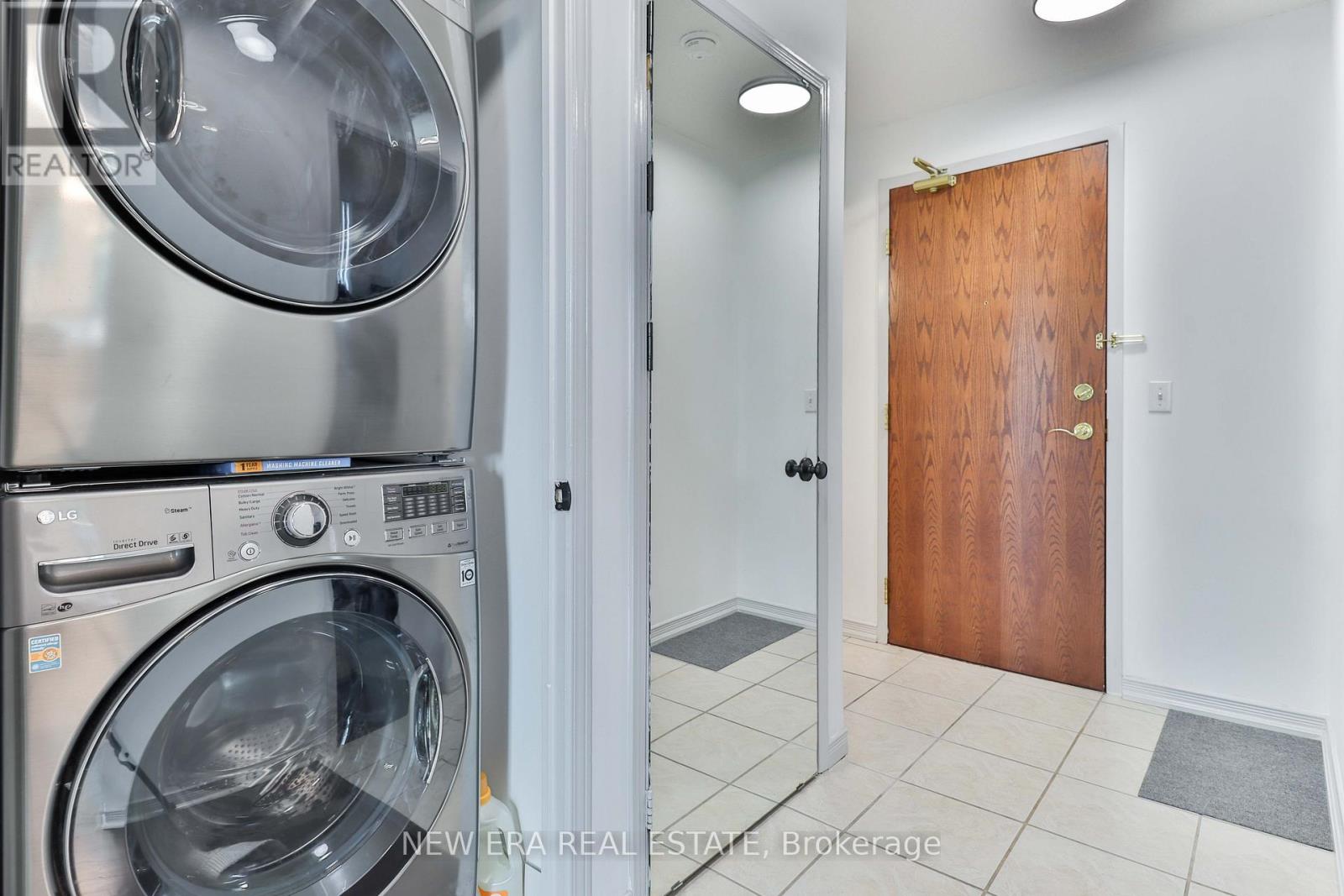 203 - 15 Michael Power Place, Toronto (Islington-City Centre West), Ontario  M9A 5G4 - Photo 21 - W12169078