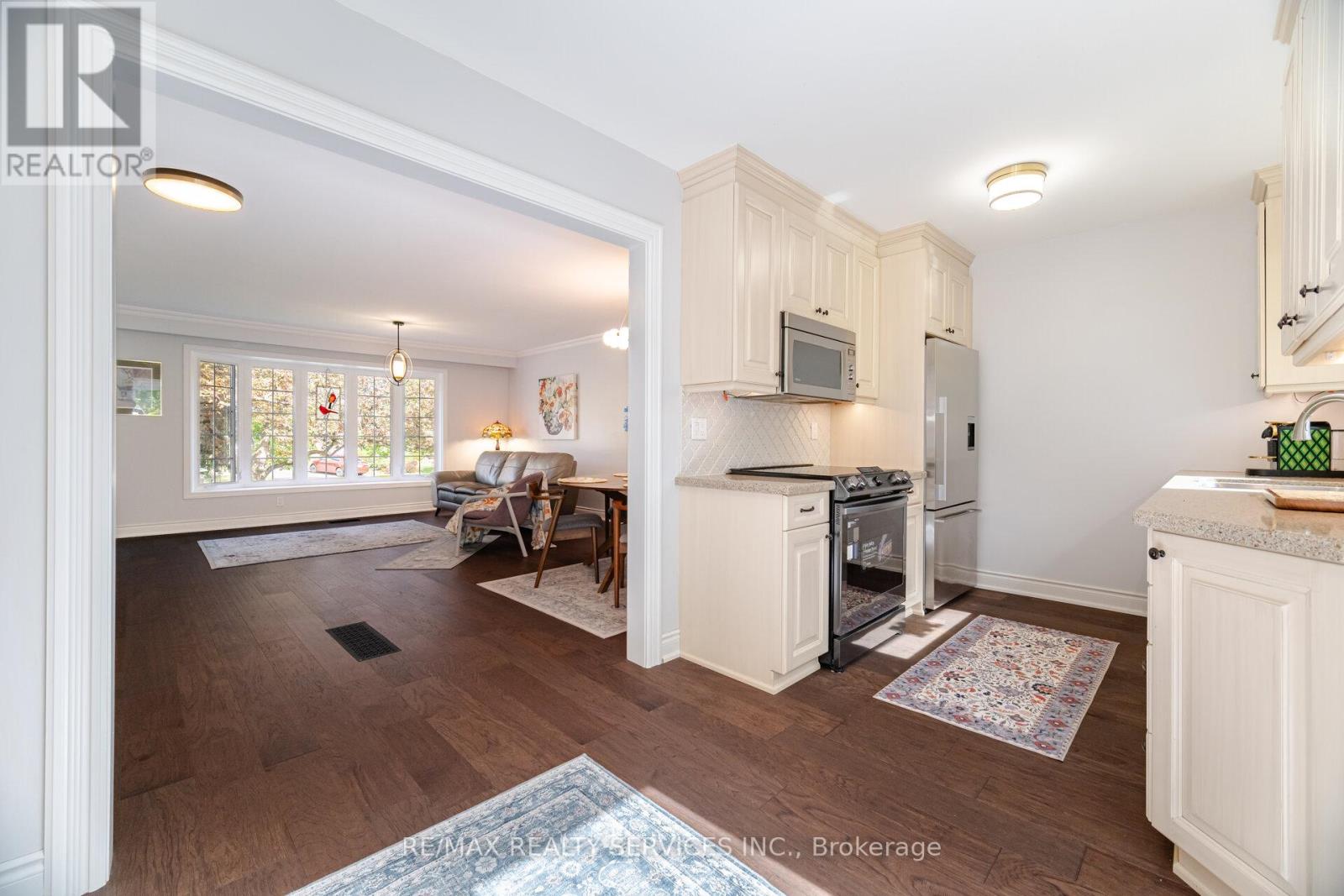 863 Maple Avenue, Milton, Ontario  L9T 3N3 - Photo 15 - W12169085