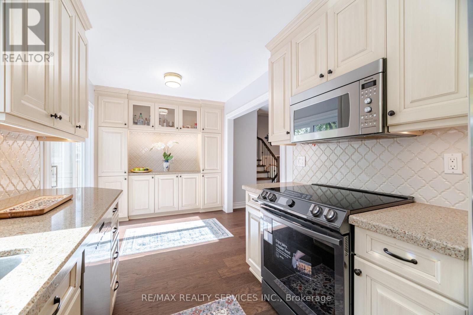 863 Maple Avenue, Milton, Ontario  L9T 3N3 - Photo 18 - W12169085