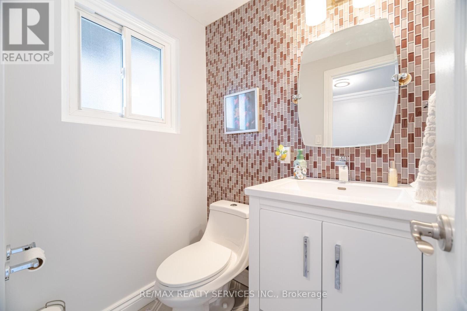 863 Maple Avenue, Milton, Ontario  L9T 3N3 - Photo 6 - W12169085
