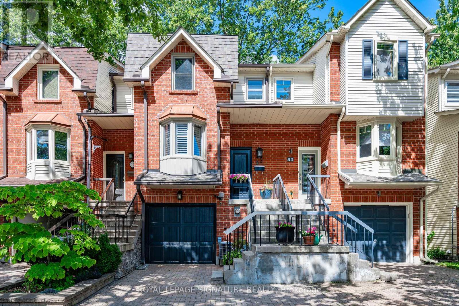 53 NORMANDY PLACE, Oakville, Ontario