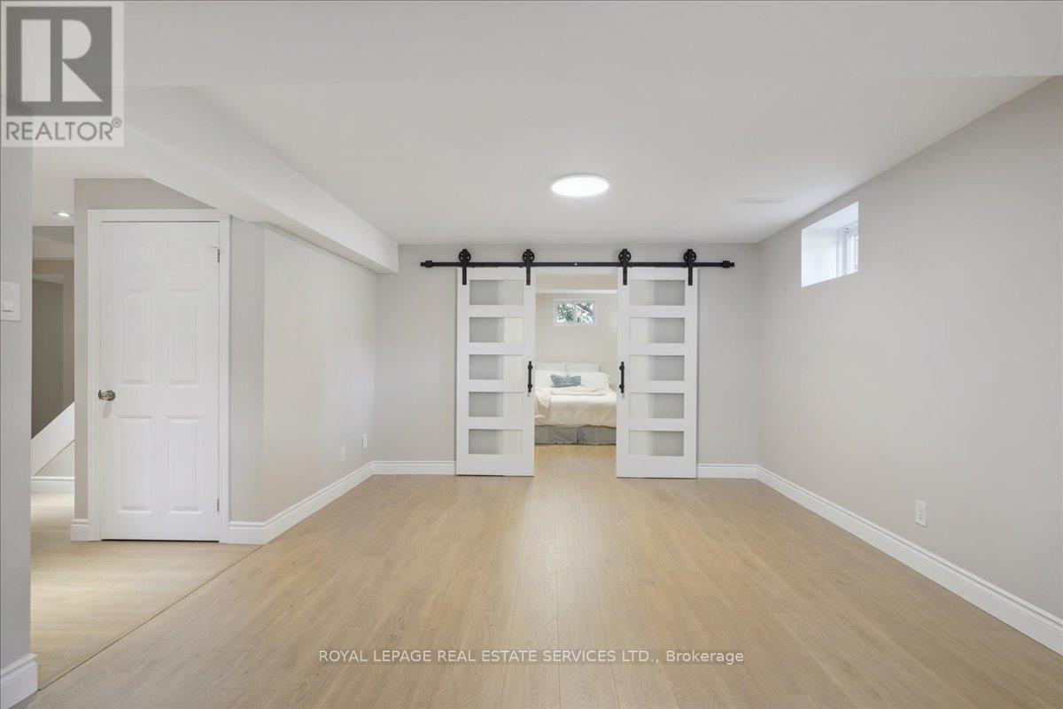 1141 Vicki Lane, Mississauga (Erindale), Ontario  L5C 2X9 - Photo 32 - W12169128