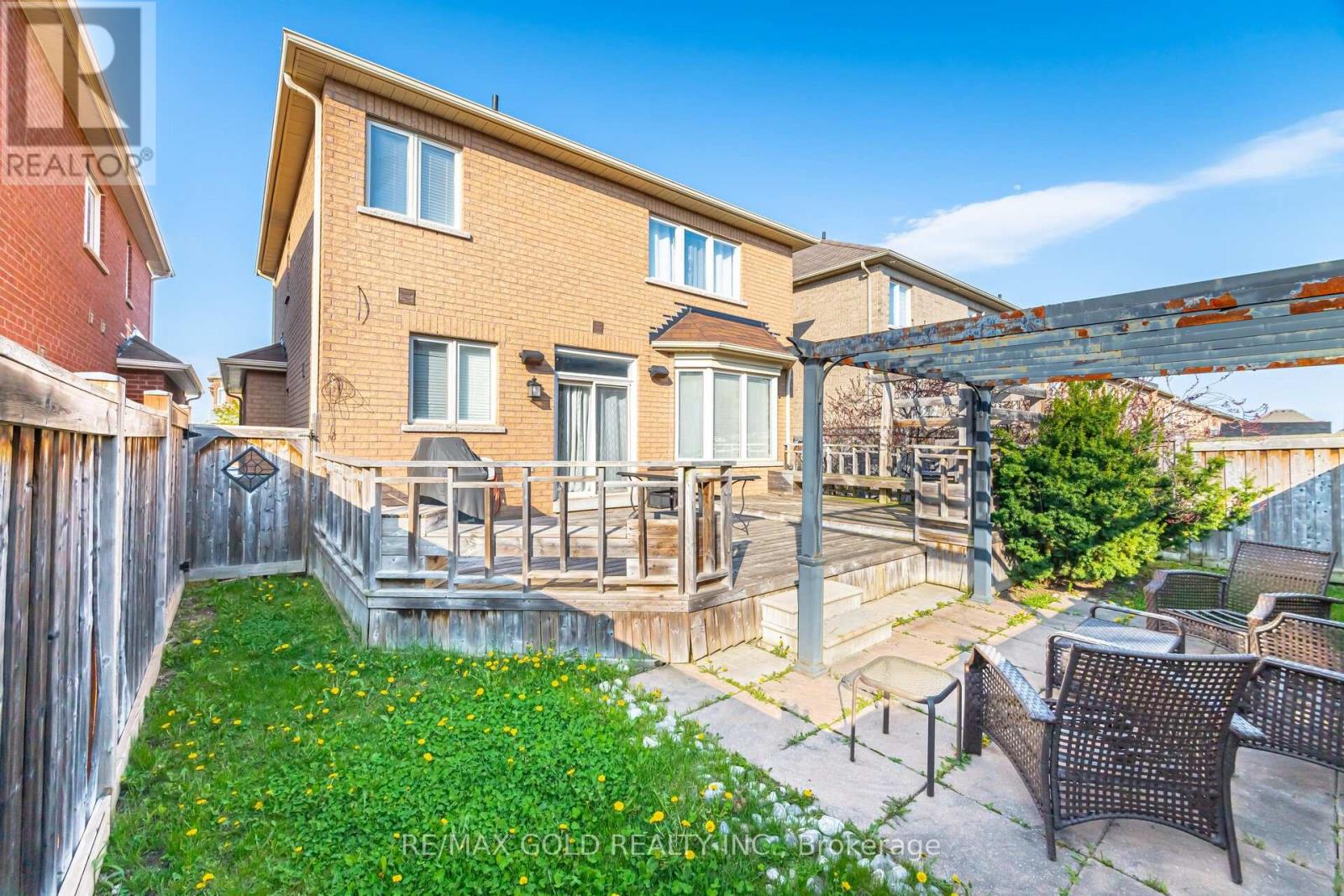 36 Edenfield Street, Brampton, Ontario  L6R 0M7 - Photo 17 - W12169140