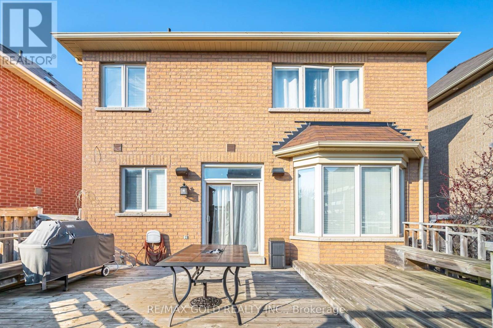 36 Edenfield Street, Brampton, Ontario  L6R 0M7 - Photo 18 - W12169140