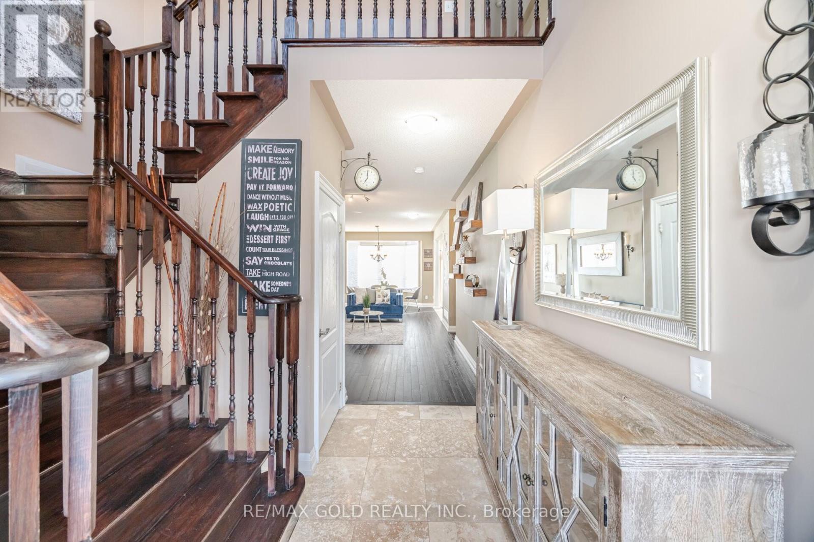 36 Edenfield Street, Brampton, Ontario  L6R 0M7 - Photo 2 - W12169140
