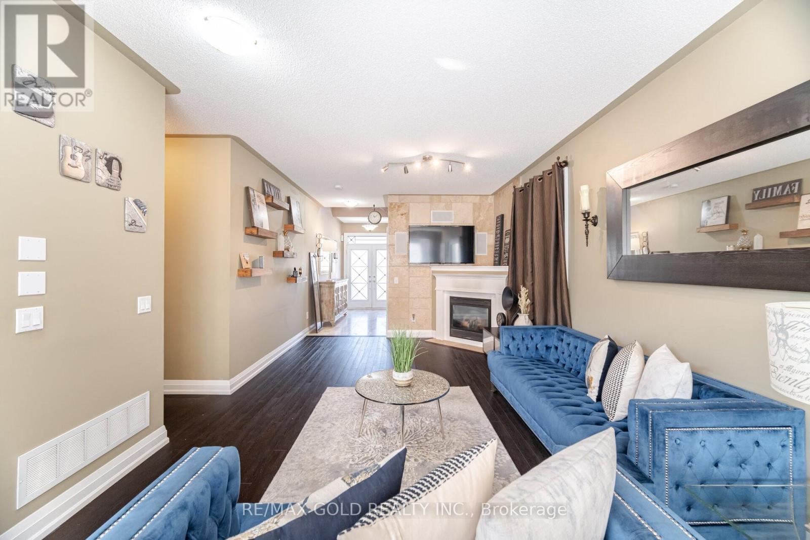 36 Edenfield Street, Brampton, Ontario  L6R 0M7 - Photo 4 - W12169140