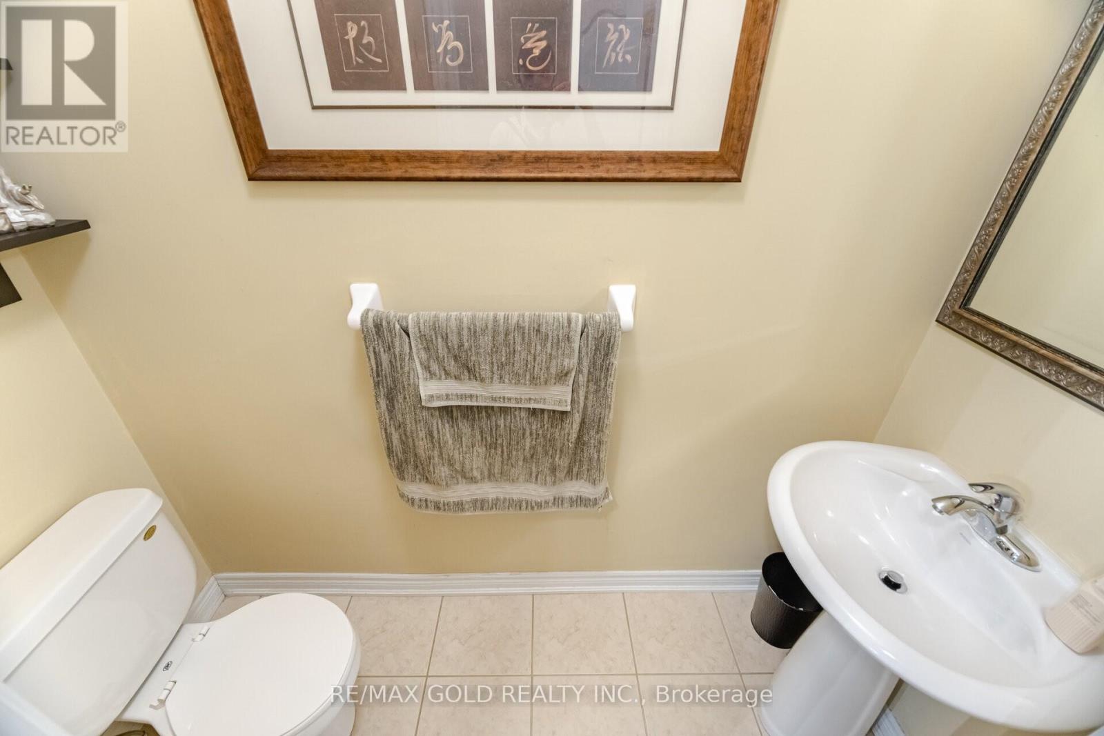 36 Edenfield Street, Brampton, Ontario  L6R 0M7 - Photo 9 - W12169140