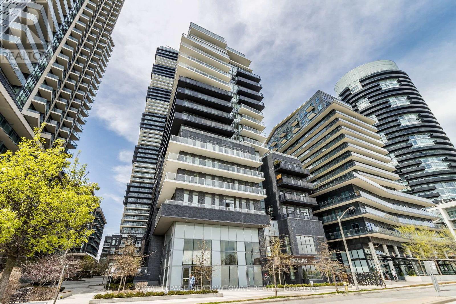 606 - 110 MARINE PARADE DRIVE, Toronto, Ontario