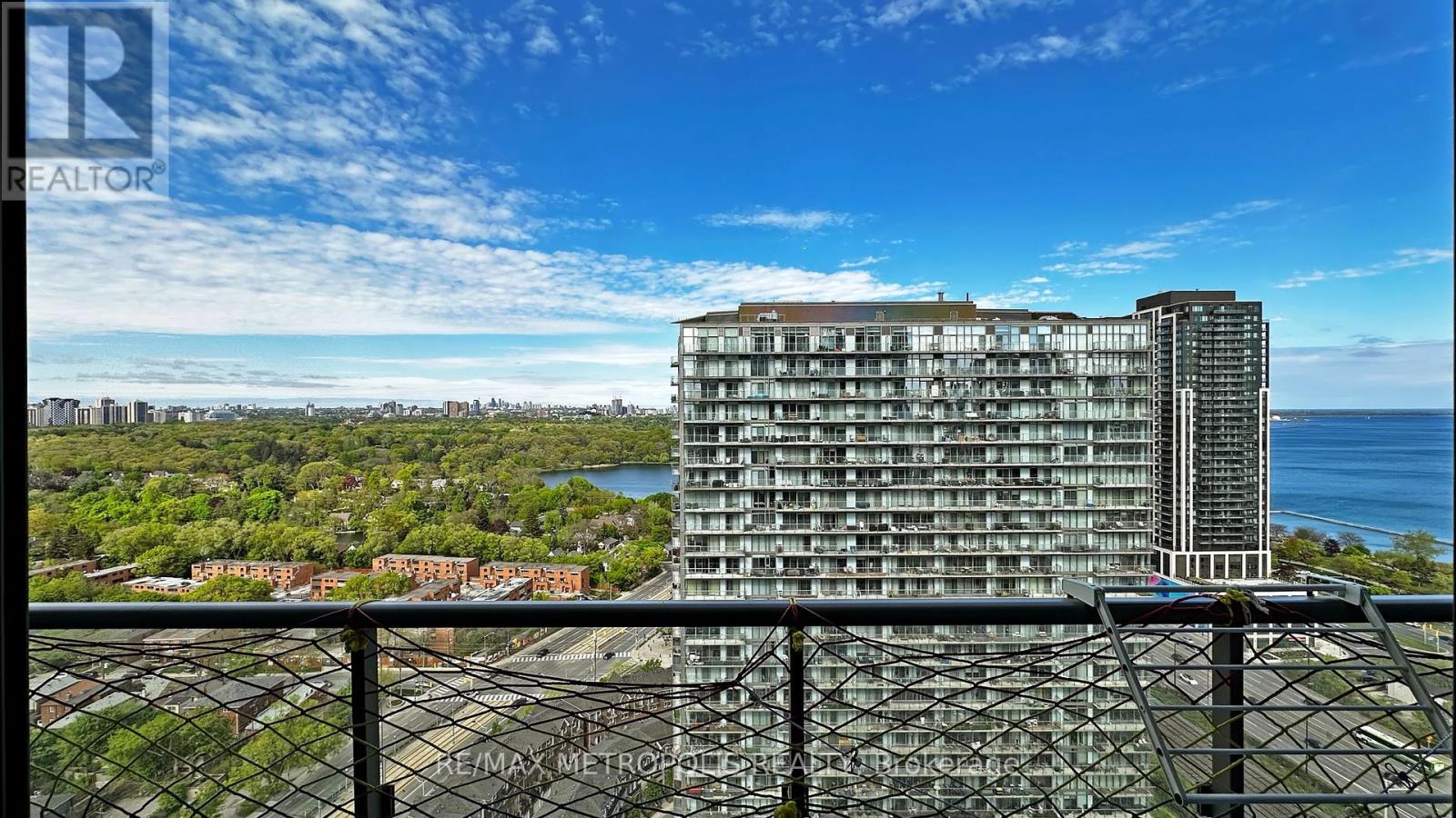 2612 - 105 The Queensway, Toronto, Ontario  M6S 5B5 - Photo 32 - W12169174