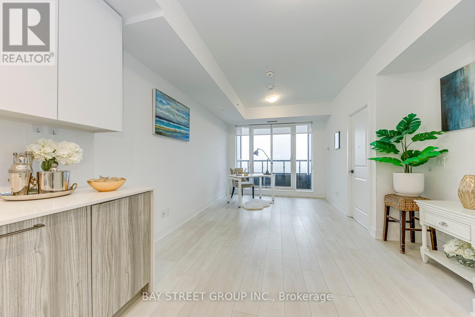 722 - 2485 Taunton Road, Oakville, Ontario  L6H 3R8 - Photo 10 - W12169180