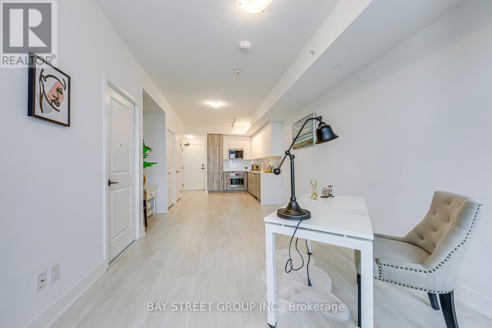 722 - 2485 Taunton Road, Oakville, Ontario  L6H 3R8 - Photo 13 - W12169180