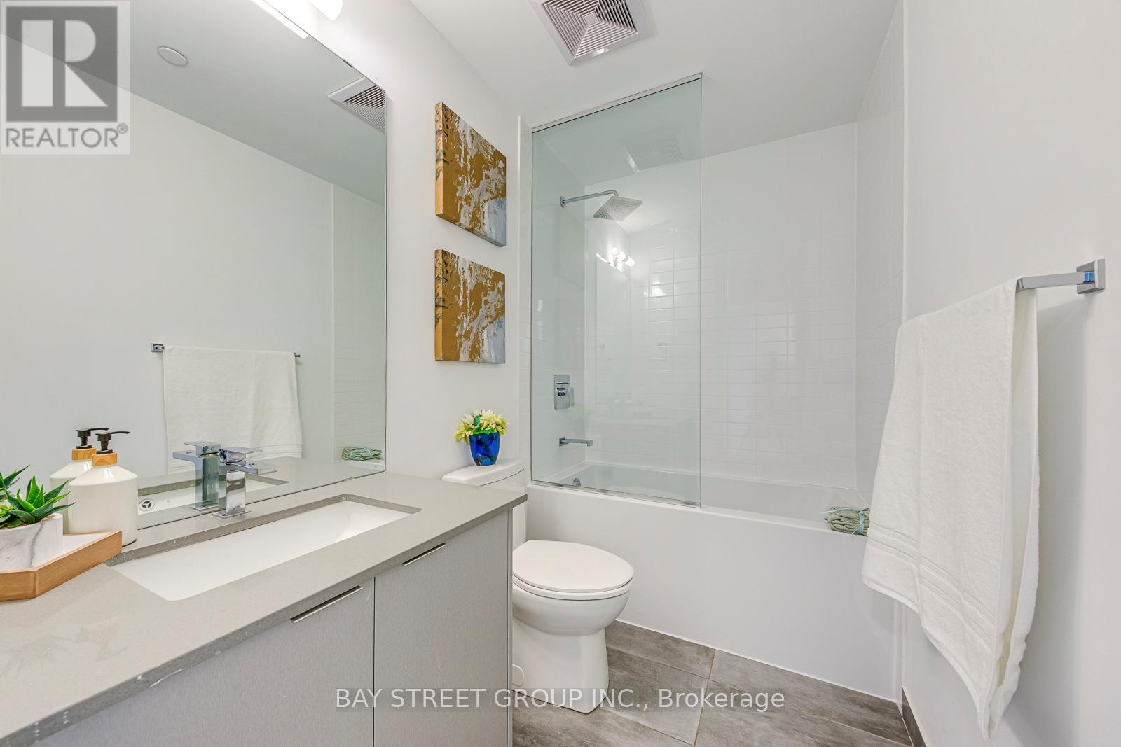 722 - 2485 Taunton Road, Oakville, Ontario  L6H 3R8 - Photo 19 - W12169180