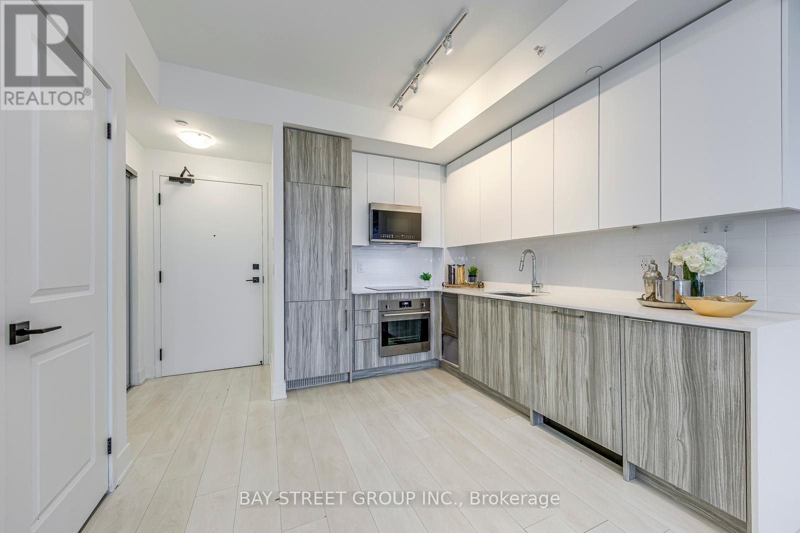 722 - 2485 Taunton Road, Oakville, Ontario  L6H 3R8 - Photo 8 - W12169180