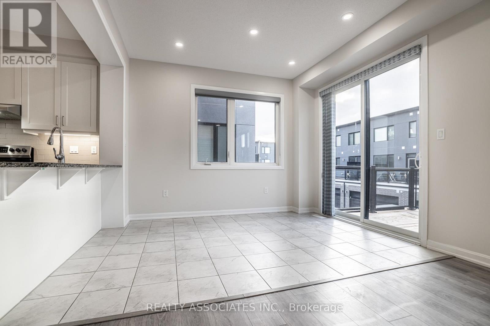 133 Grovewood Common, Oakville (Go Glenorchy), Ontario  L6H 0X5 - Photo 13 - W12169185
