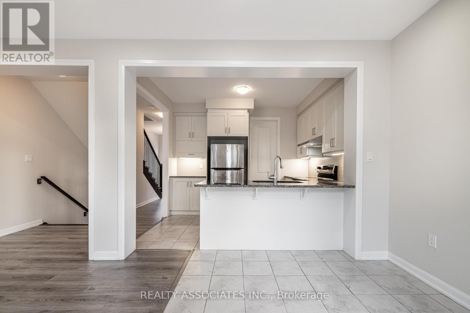 133 Grovewood Common, Oakville (Go Glenorchy), Ontario  L6H 0X5 - Photo 19 - W12169185