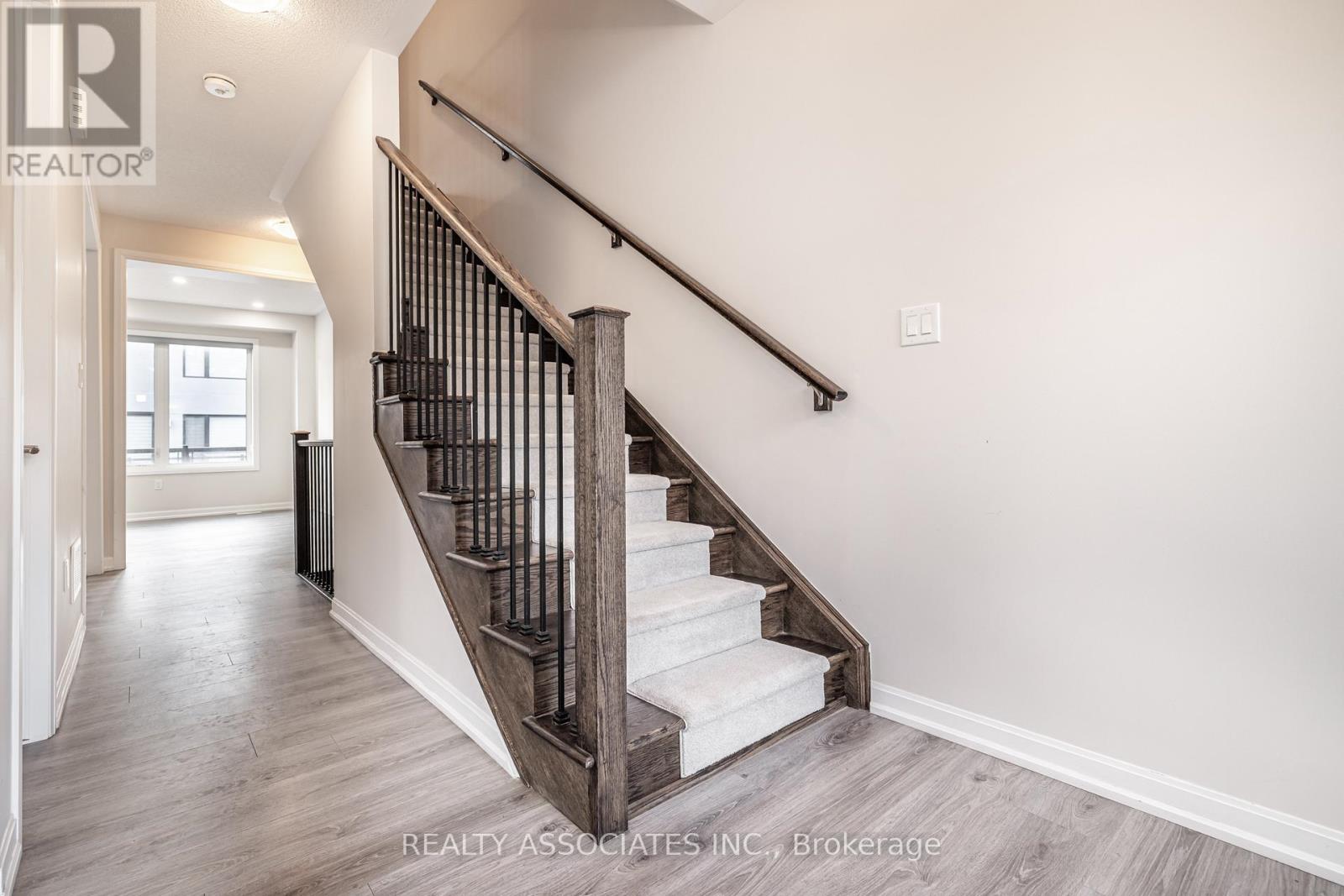 133 Grovewood Common, Oakville (Go Glenorchy), Ontario  L6H 0X5 - Photo 29 - W12169185