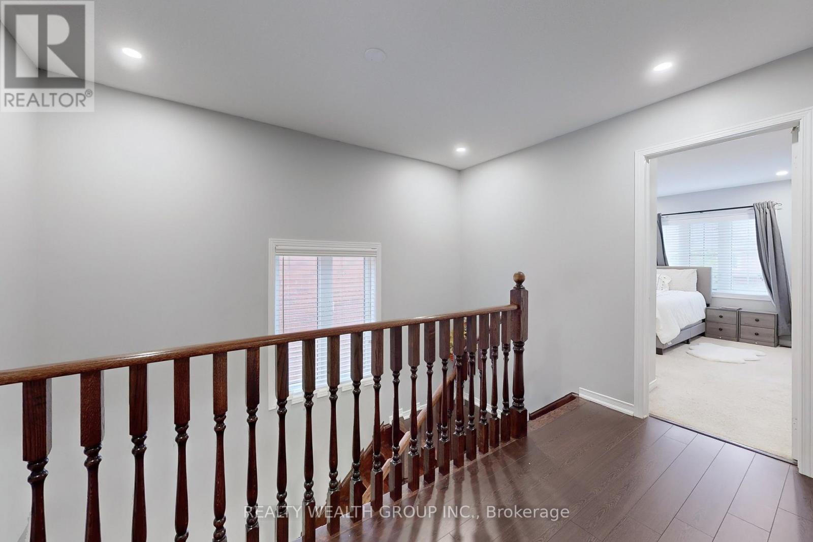 3072 Janice Drive, Oakville (Oa Rural Oakville), Ontario  L6M 0S7 - Photo 19 - W12169235