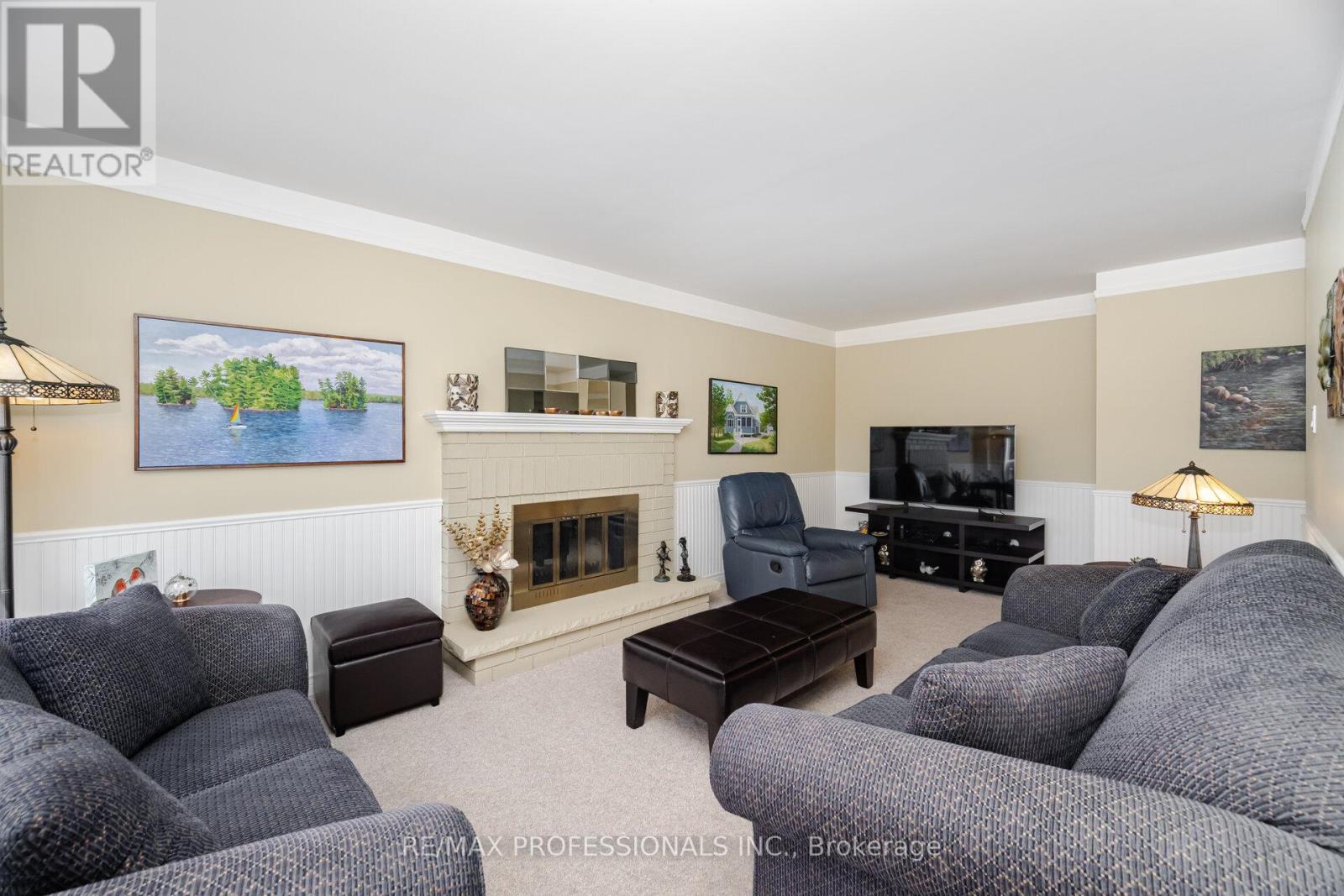 72 Barr Crescent, Brampton, Ontario  L6Z 3E2 - Photo 16 - W12169282