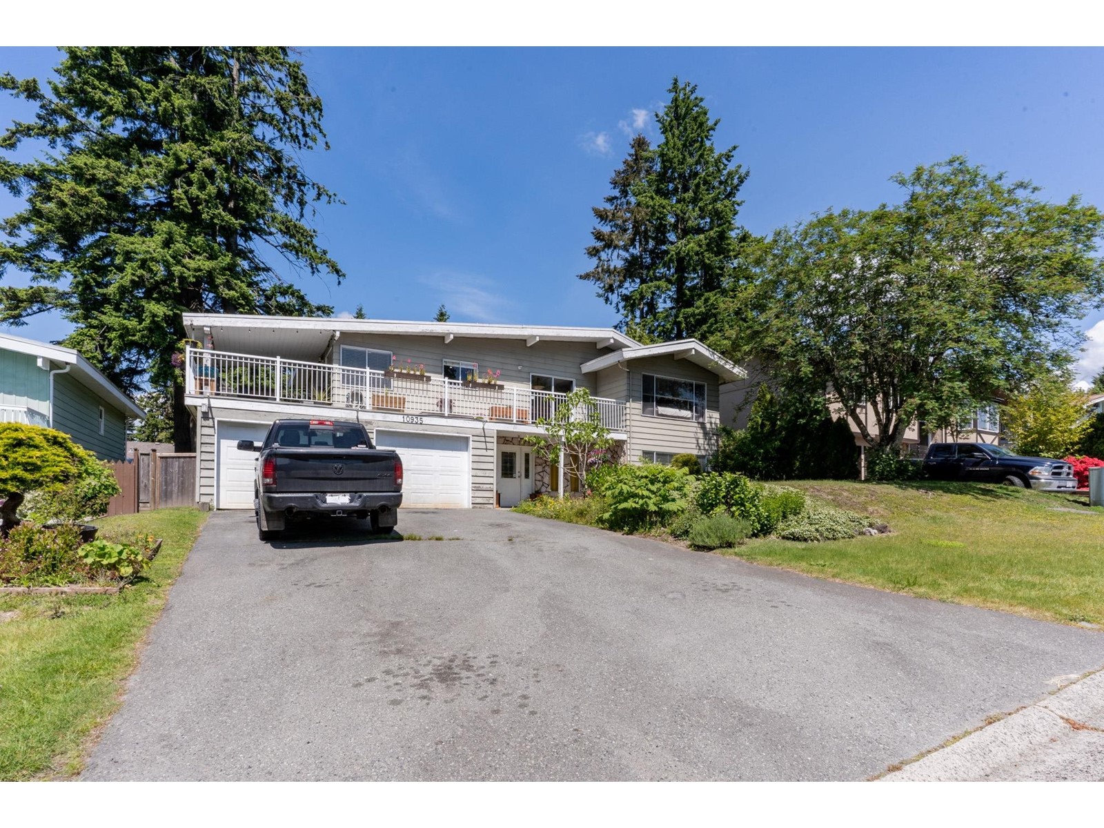 10935 Monroe Drive, Delta, British Columbia  V4C 1N2 - Photo 3 - R3003956