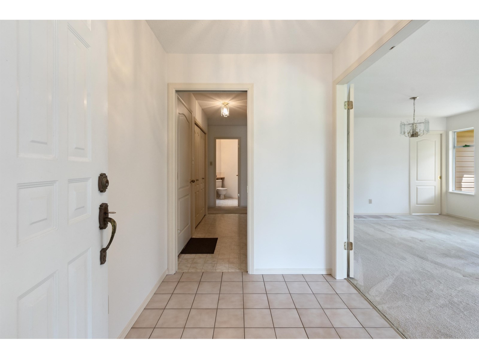 Property at 14077 17 AVENUE image 3
