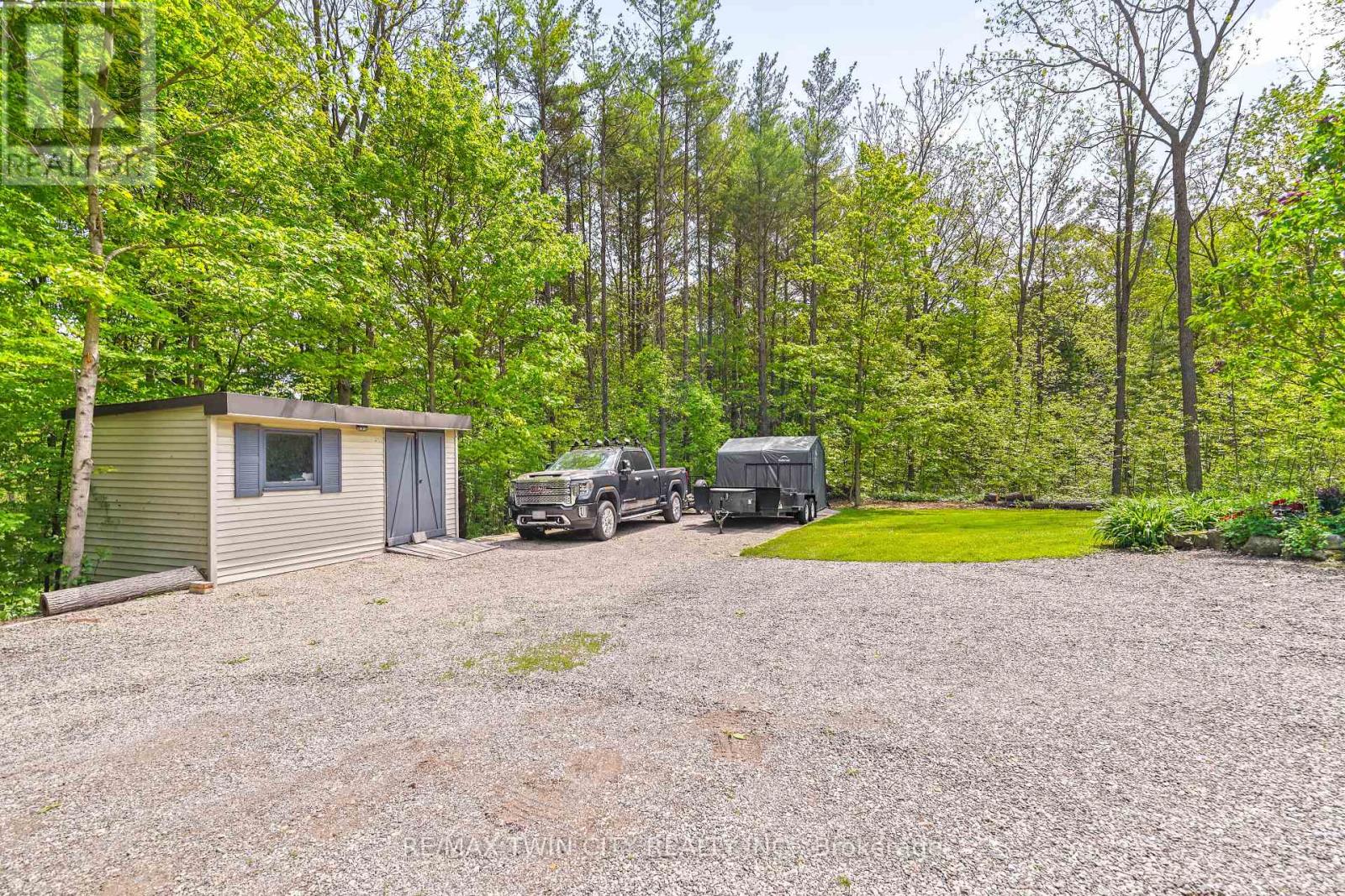 103 Fourth Concession Road, Brant, Ontario  N0E 1A0 - Photo 4 - X12169091