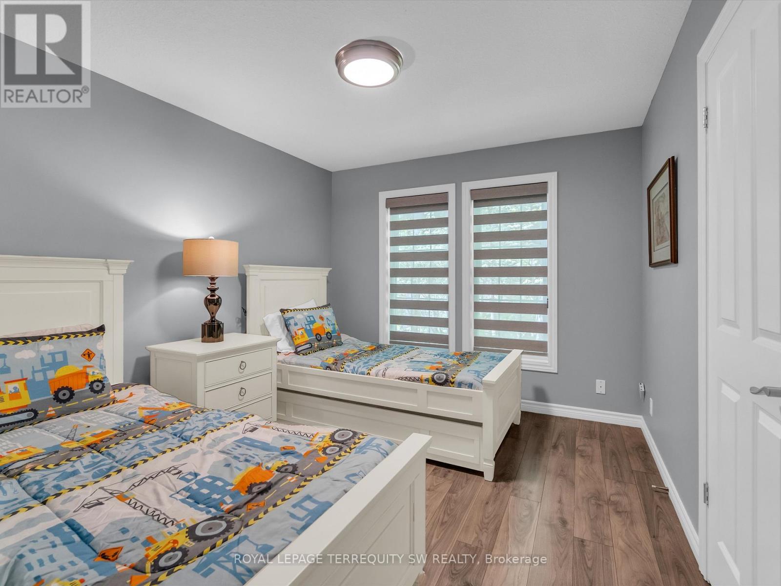 Property at 2095 CEDAR LANE image 4