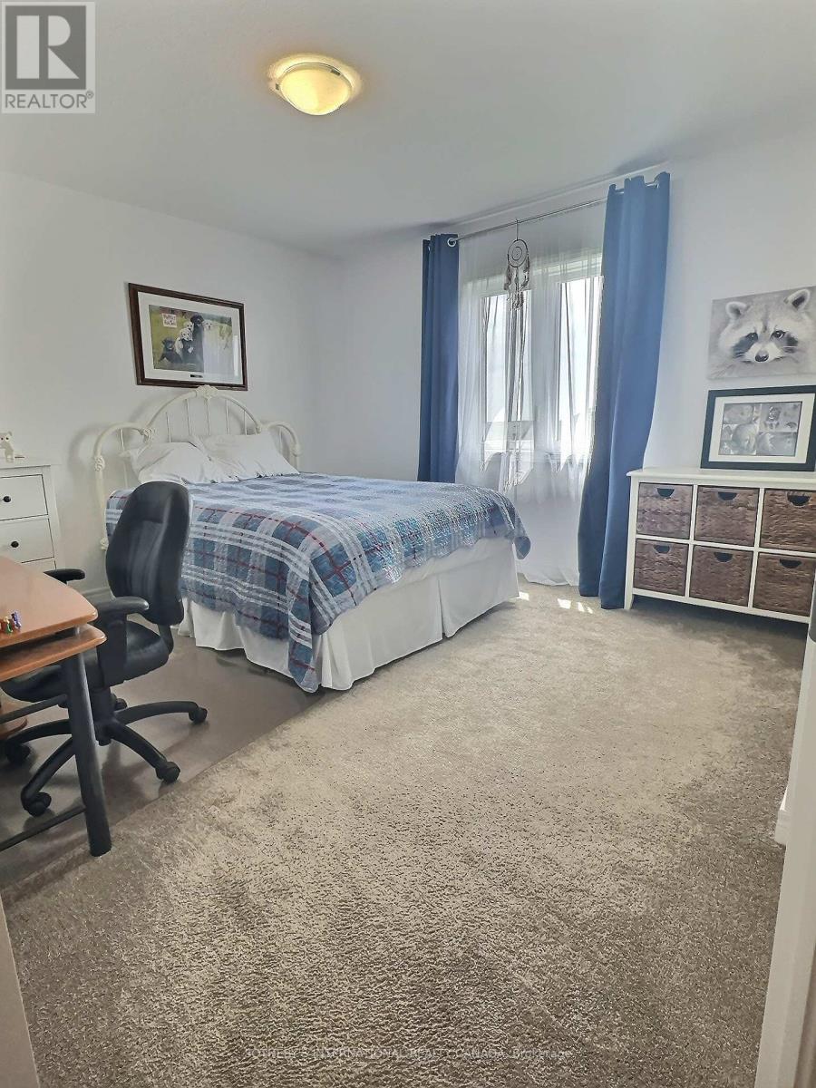 45 Lydia Lane, Brant, Ontario  N3L 0H5 - Photo 12 - X12169222