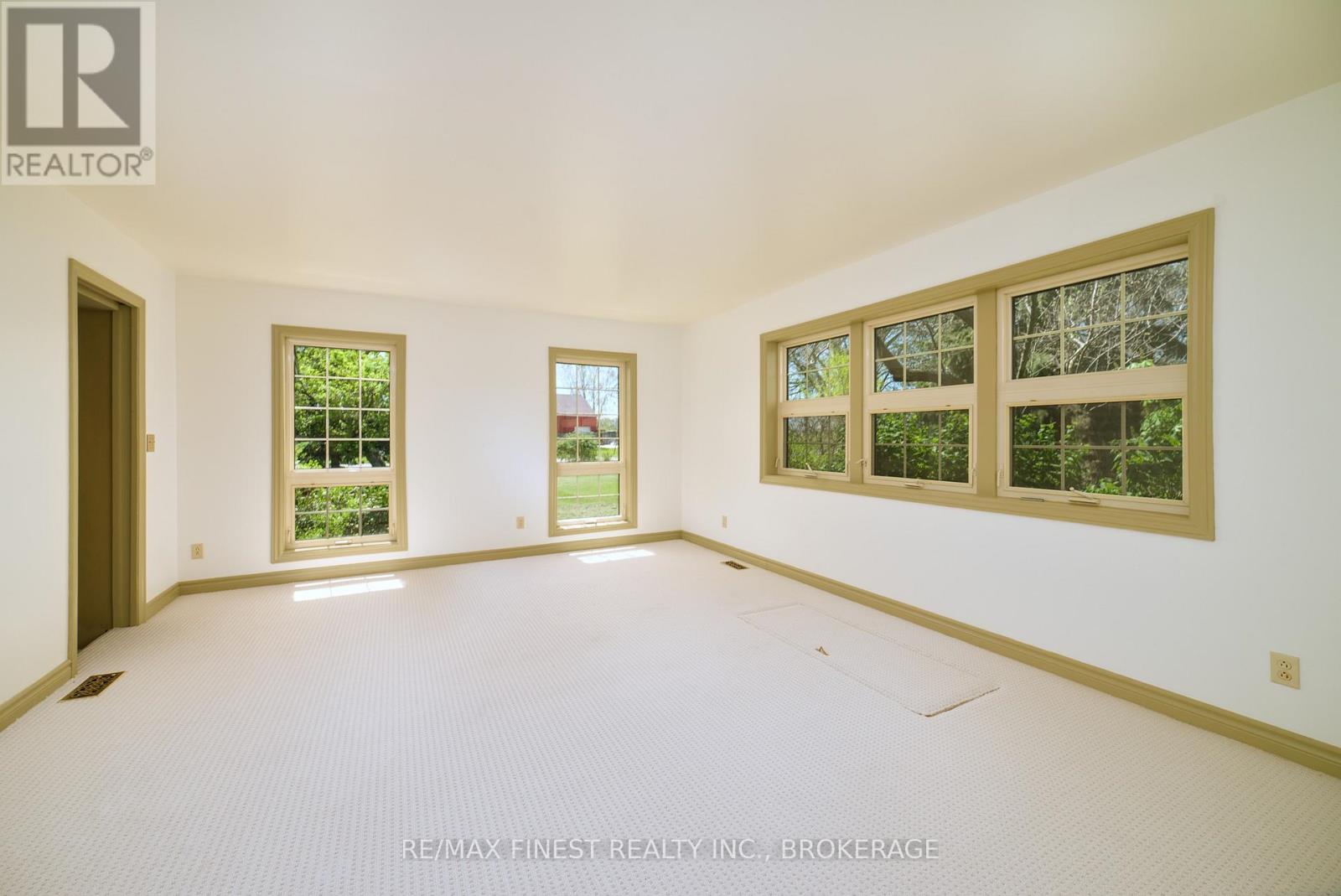 9910 Front Road, Loyalist, Ontario  K0H 2S0 - Photo 17 - X12169536