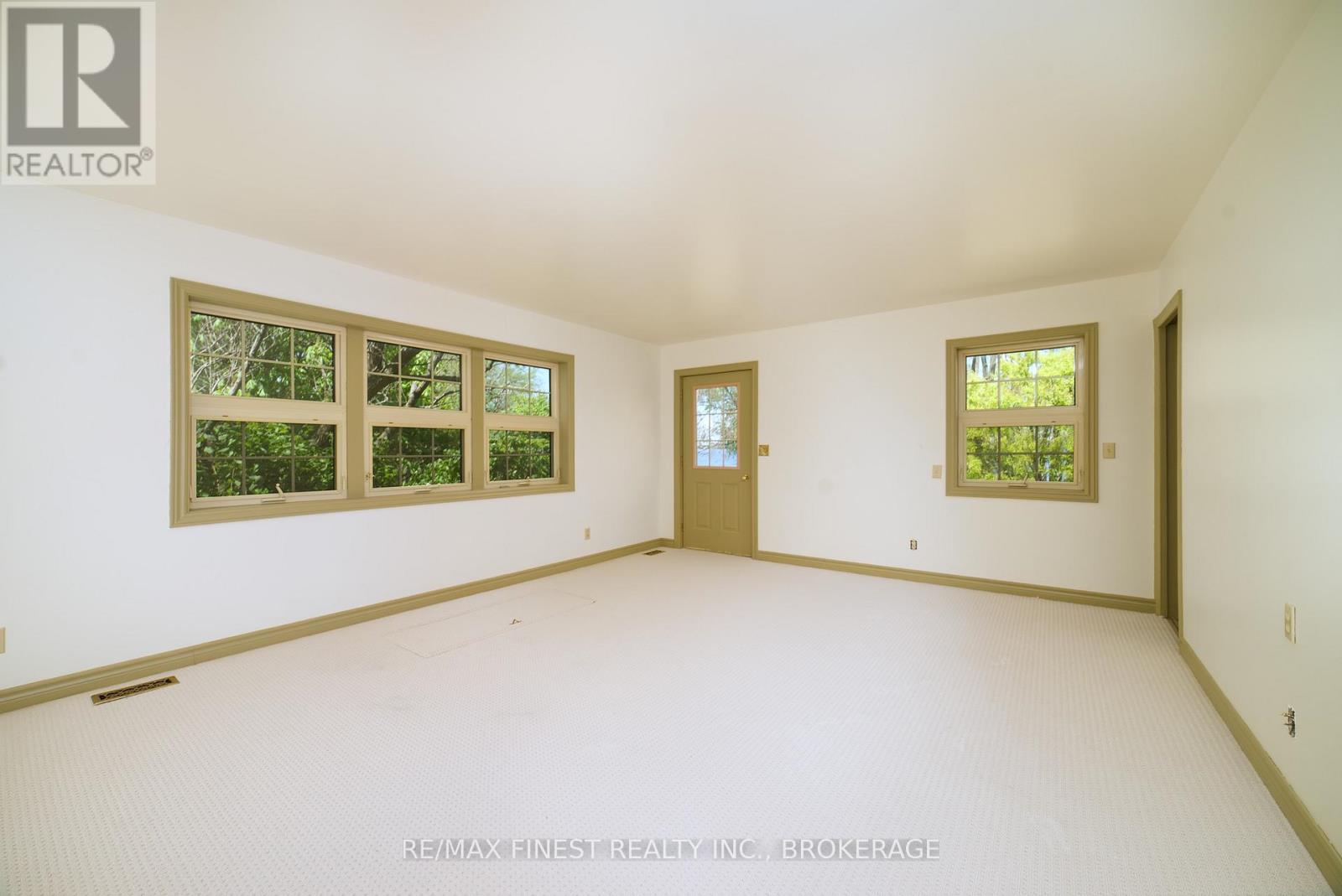 9910 Front Road, Loyalist, Ontario  K0H 2S0 - Photo 19 - X12169536
