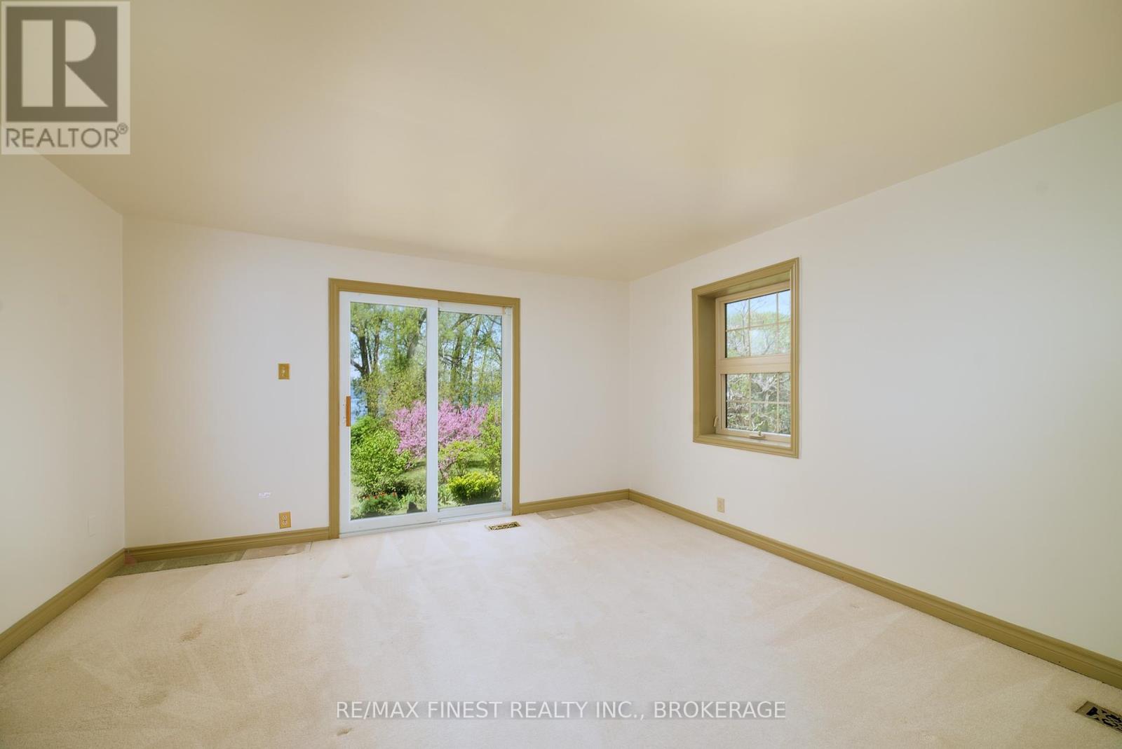 9910 Front Road, Loyalist, Ontario  K0H 2S0 - Photo 22 - X12169536