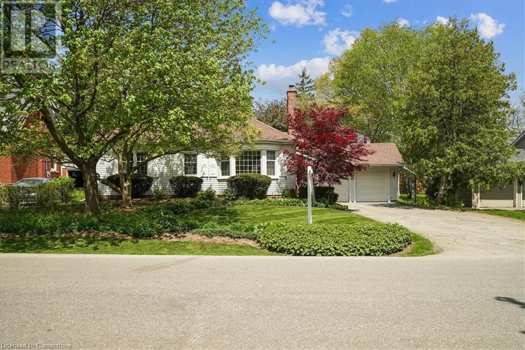 947 Glenwood Avenue, Burlington, Ontario  L7T 2K1 - Photo 2 - 40708866