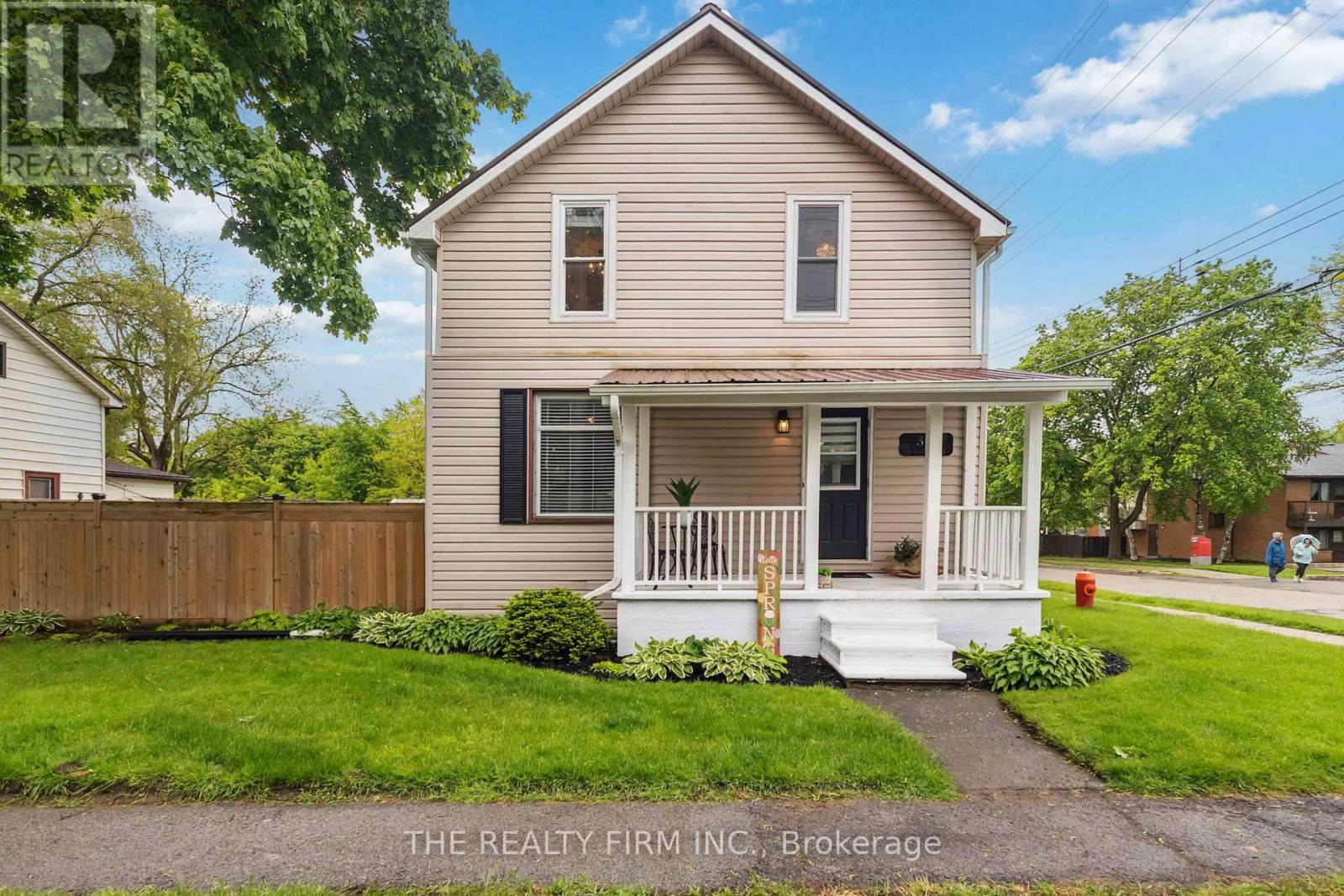 36 WALNUT STREET W, Aylmer, Ontario
