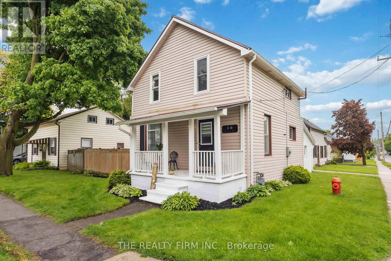 36 Walnut Street W, Aylmer, Ontario  N5H 1C5 - Photo 2 - X12169482